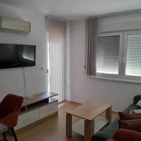 Stan Na Dan 2025 Apartamento Brčko